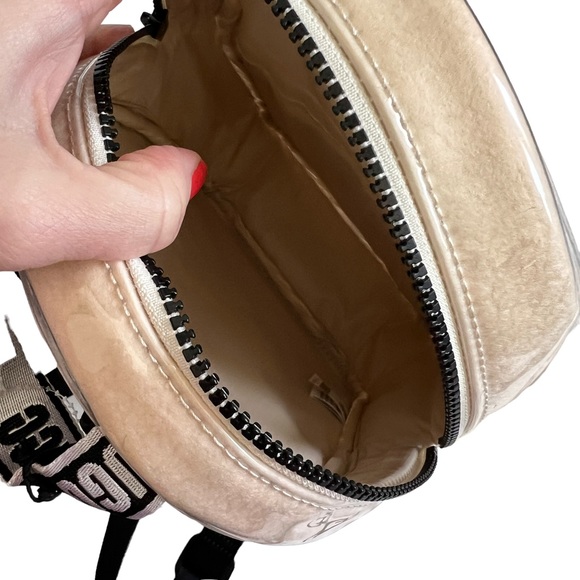 New UGG Dannie II Mini Backpack Clear Cream Black OS - Picture 7 of 8